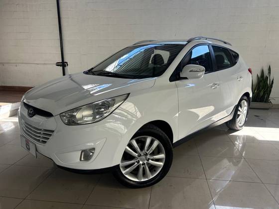 HYUNDAI IX35 2.0 MPI 4X2 16V FLEX 4P AUTOMÁTICO HYUNDAI IX35 2.0 MPI 4X2 16V FLEX 4P AUTOMÁTICO